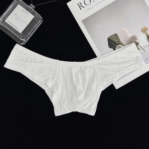 ADANNU男三角内裤半包臀莫代尔