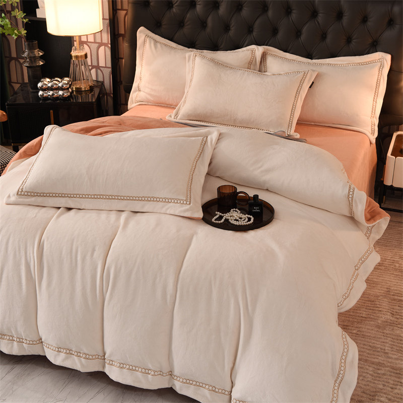 A类母婴级暖阳绒重工刺绣款四件套纯色双拼牛奶绒加厚保暖防静电