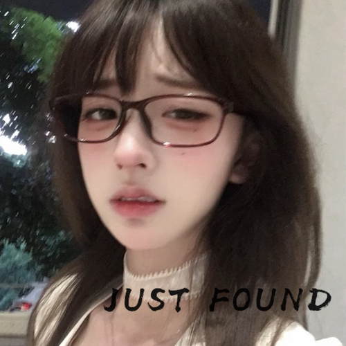 Y2K酒红色高智感窄框方形素颜镜