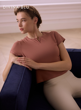 DIVINA BLU迪唯纳23年维也纳系列美式瑜伽T恤运动短袖健身上衣女