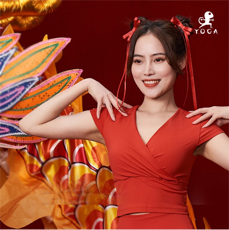 壁虎臀红衣级上秋冬服腰