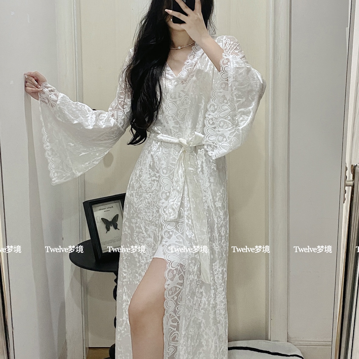 丝绒睡衣女秋冬长款性感蕾丝睡袍