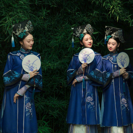 梦回江宁团扇舞蹈服装清朝满族宫廷格格服装旗装成人女古装演出服
