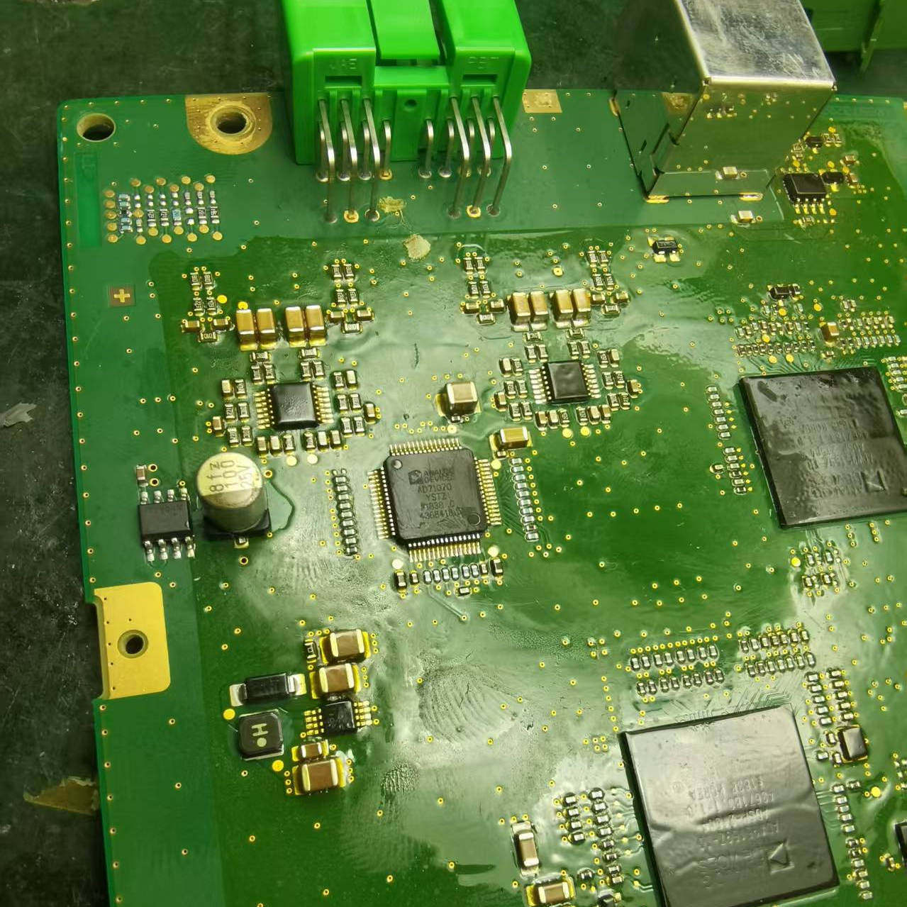 AD71070YSTZ 适用于奥迪Q7功放解码器IC芯片