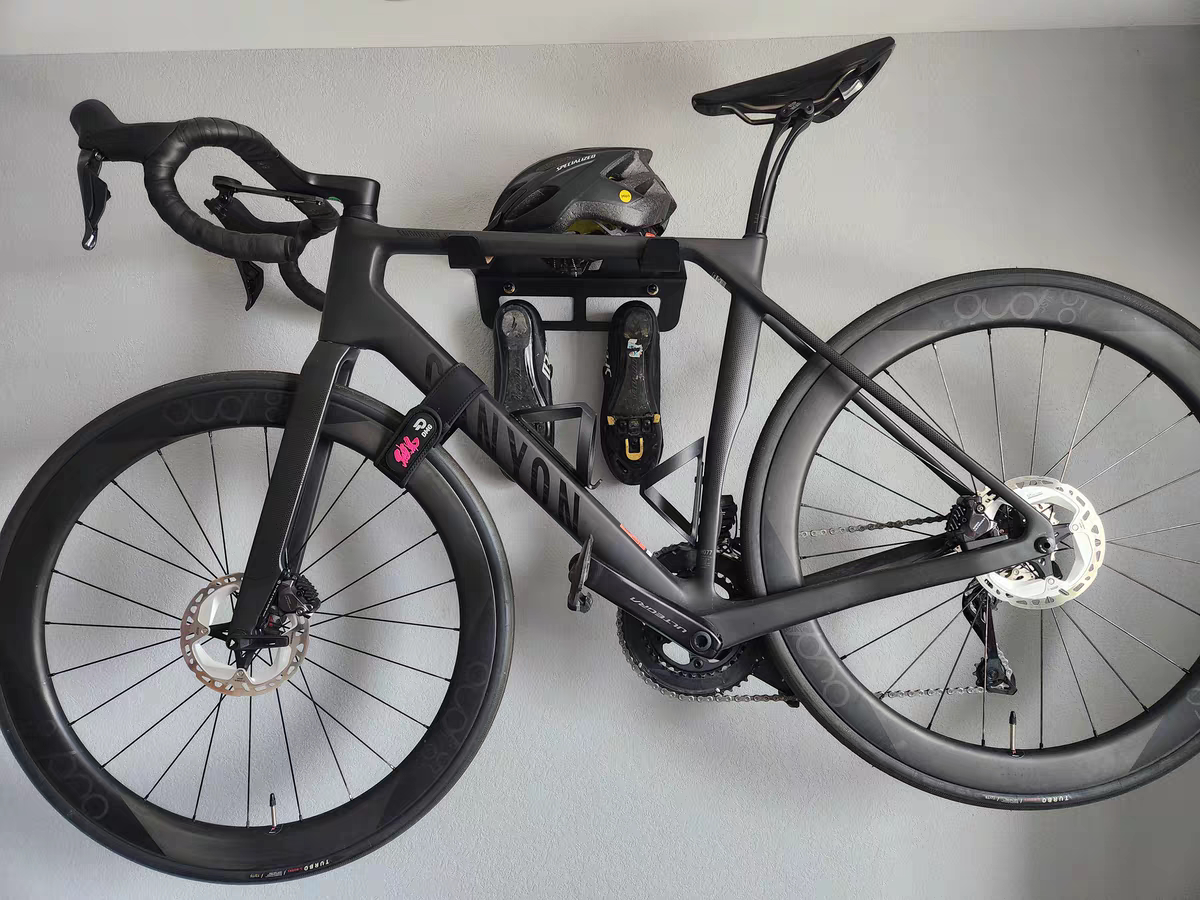 公路车壁挂式停车架山地车墙壁挂架收纳自行车上墙停放架子