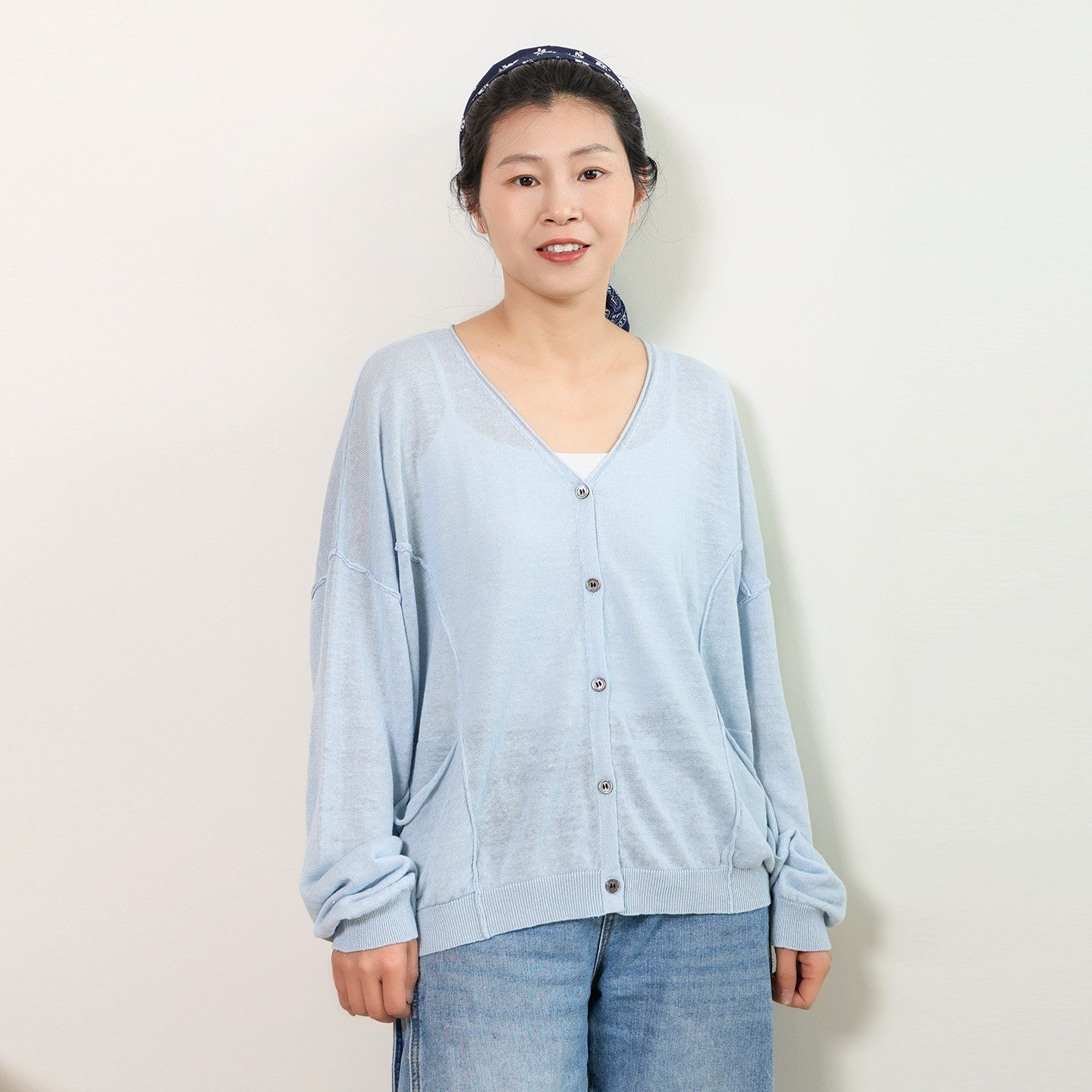 新品减10~简约V领开衫女宽松慵懒风针织外套百搭通勤防晒衣口袋