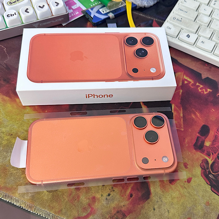 苹果13全透明全包边框背膜