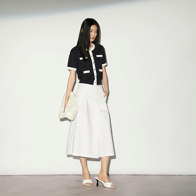 XG/雪歌26夏轻熟简约风白色高腰显瘦棉质A字半身裙女XL202009A351