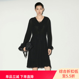 XG/雪歌26春款V领黑色连衣裙女长袖抽褶A字裙中长裙XL104006A390