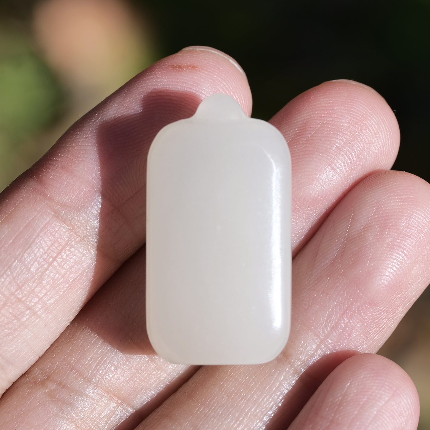 天然和田玉俄料白玉微粉无事牌吊坠挂件生日礼物8z