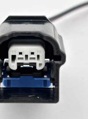 81865适用汽车线束连接器3P插头全新原厂正品带线束