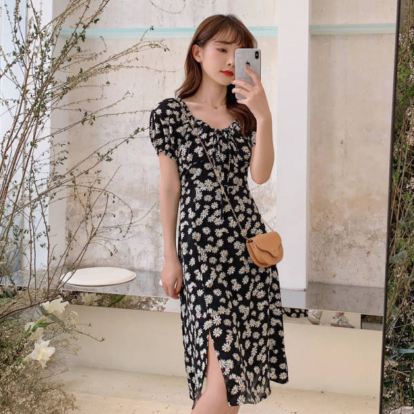 Spring dress new skirt French retro Hong Kong Style Floral dress women's dress temperament waist show thin word skirt