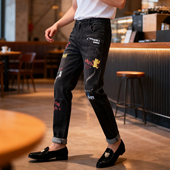 涂鸦潮牌长裤 欧版 男秋冬弹力修身 小脚时尚 2025新款 刺绣补丁牛仔裤