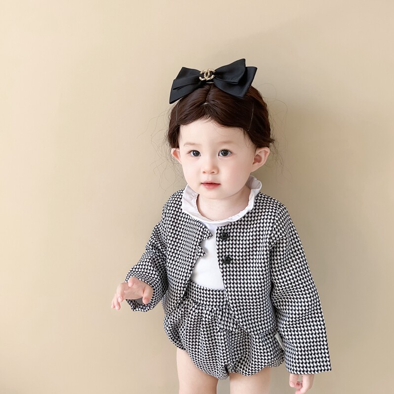 宝宝春款套装小童洋气格子三件套女童长袖上衣外套连体衣套装春秋