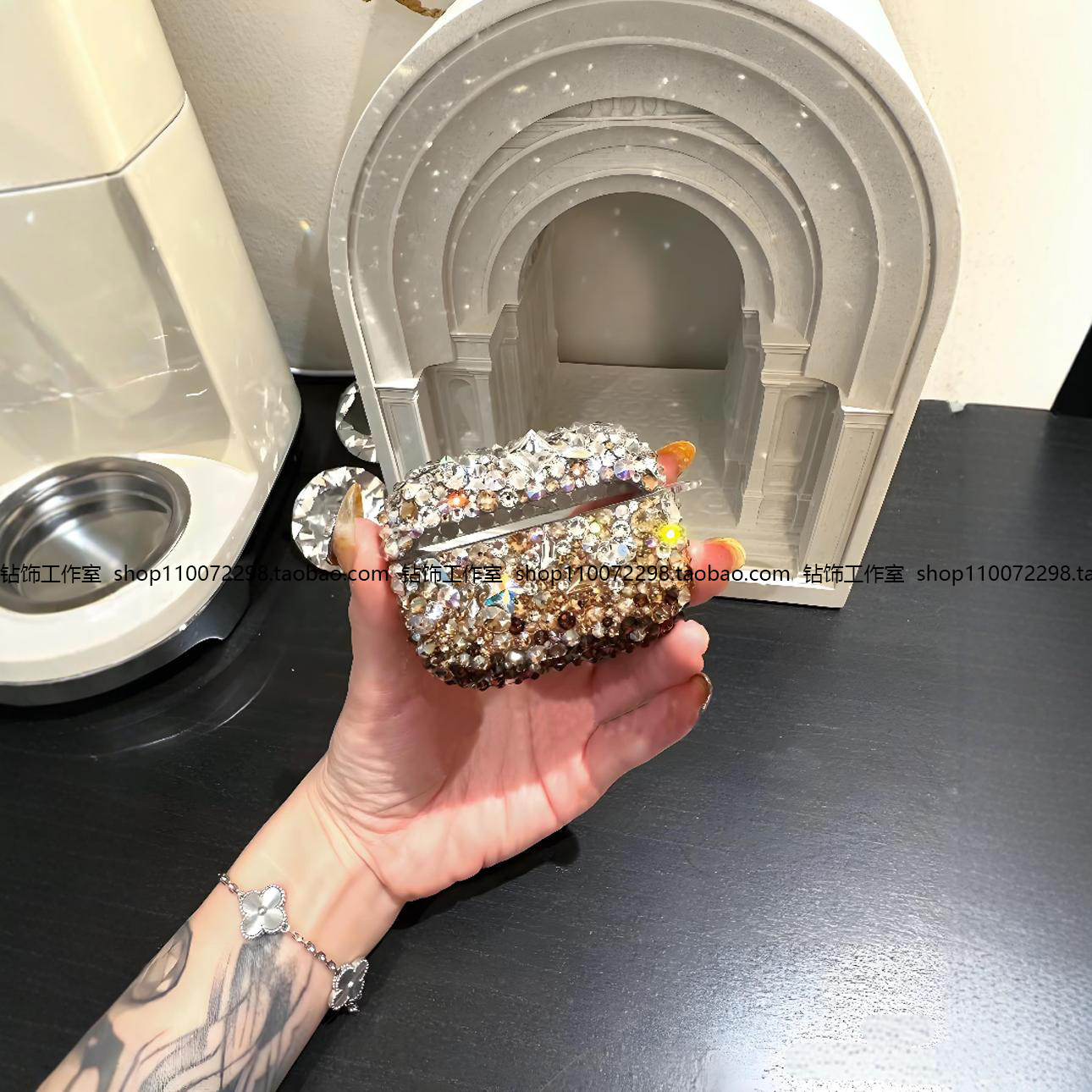 适用于苹果耳机airpods1/2/3代pro2保护套4镶钻奢华无线蓝牙耳机壳女士满水钻碎保护壳好看高级感带钻石pro3