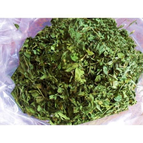 苜蓿草叶纯紫花苜蓿叶苜蓿草全叶幼兔龙猫豚鼠饲料粮箱装毛重2斤