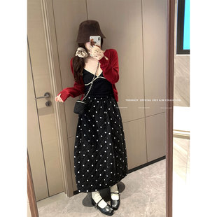 韩系黑白波点花苞裙女2026春季新款绝美巨好看的夹棉a字半身裙子