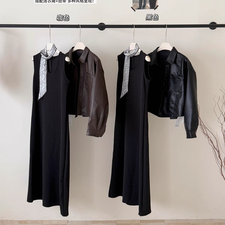 皮衣夹克外套黑色打底长裙丝巾