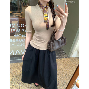 韩系绝美中袖T恤女装初夏2026春季新款爆款修身半高领五分袖上衣