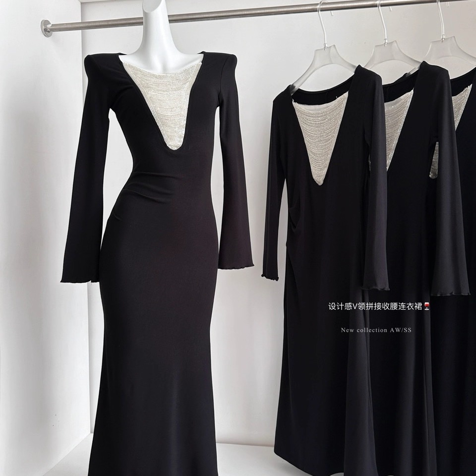 法式深V领磨毛加绒长袖连衣裙秋