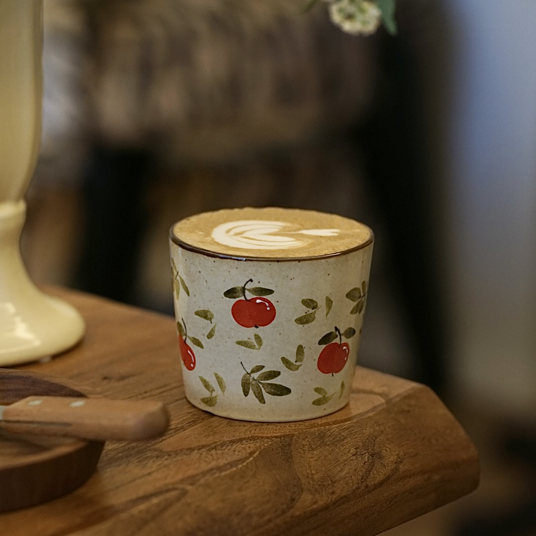 花间树里。景德镇手作粗陶樱桃咖啡杯碟套装下午茶杯碟拉花杯拿铁,餐饮具,咖啡杯,淘宝优惠券,粉丝福利购,淘宝优惠卷