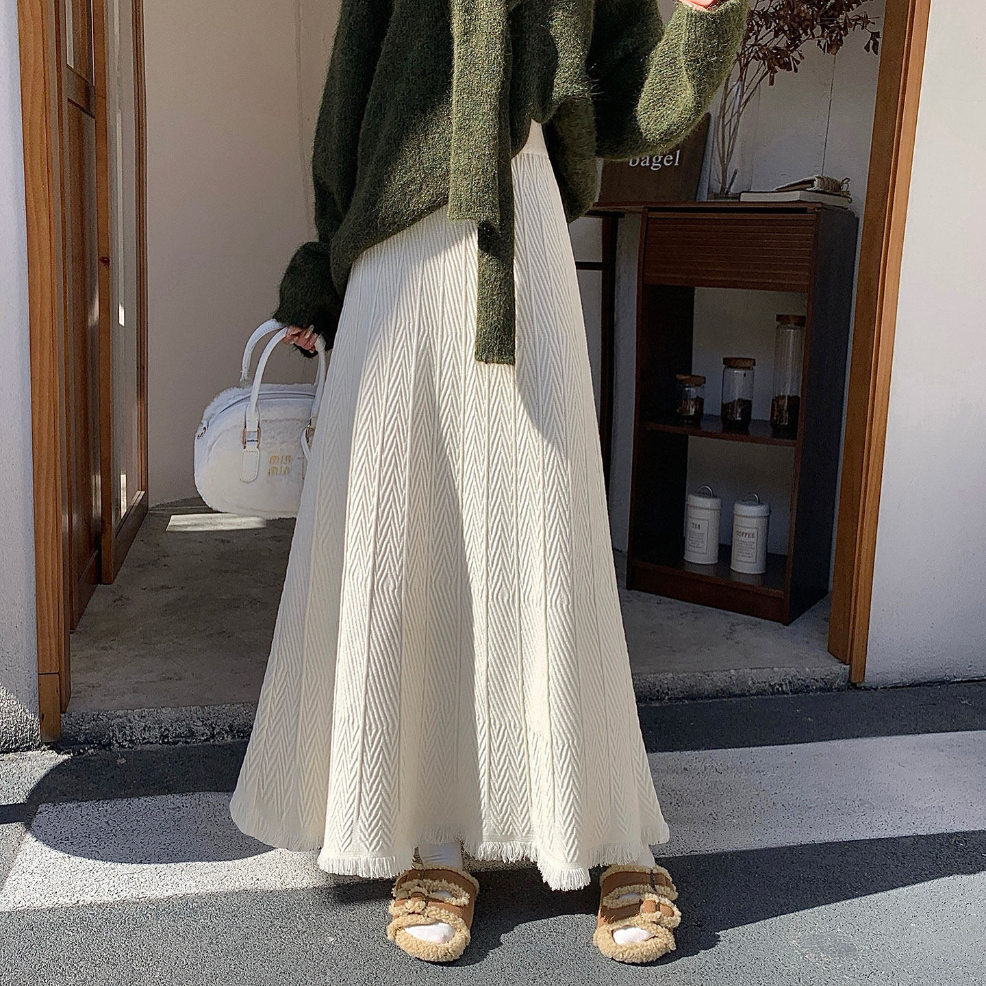 冬装半身裙加厚女2025新款百搭高级感中长款流苏毛线a字针织裙子,女装/女士精品,半身裙,淘宝优惠券,粉丝福利购,淘宝优惠卷