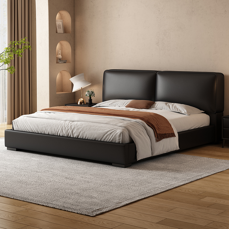 佐慕意式极简黑色皮床高端主卧