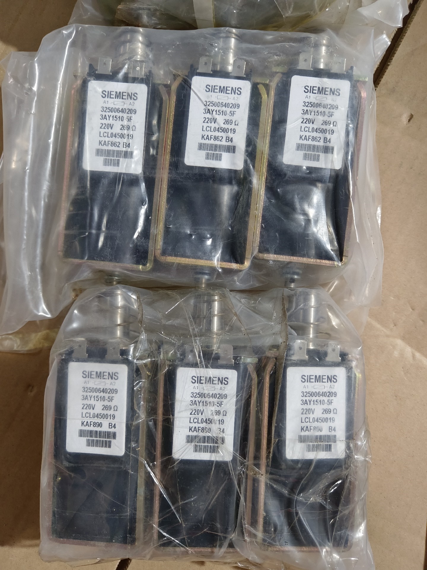 SIEMENS西门子断路器分合闸线圈3AY1510-5F 220v全新原装拍前请询