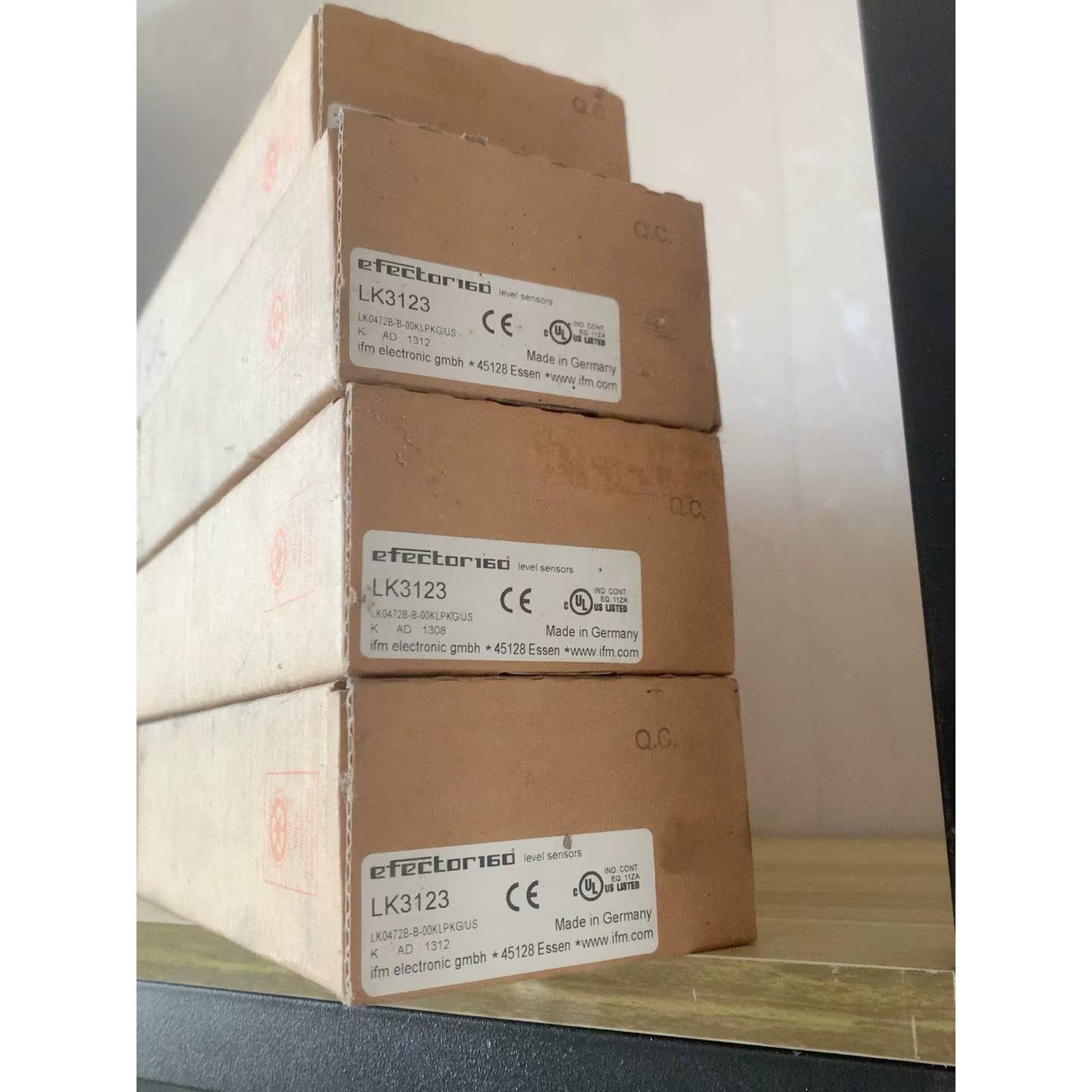 全新原装IFM易福门 LK3123 lk3123 液位传感器全新原装拍前请询价