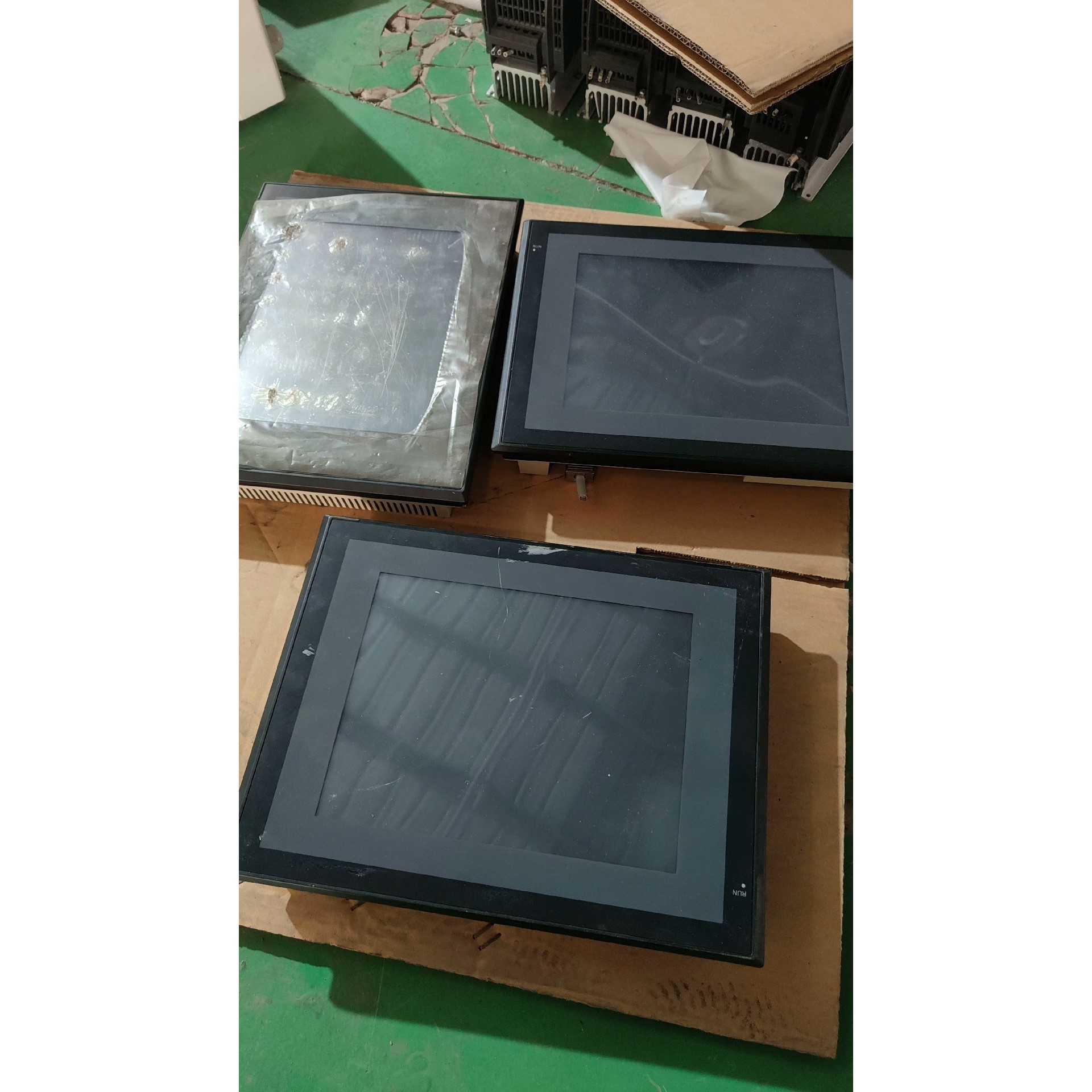 OMRON欧姆龙触摸屏NS10-TV01B-V2全新原装拍前请询价