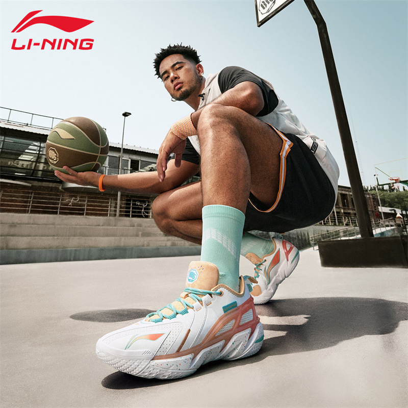 李宁反伍4.5男篮球鞋䨻科技轻量