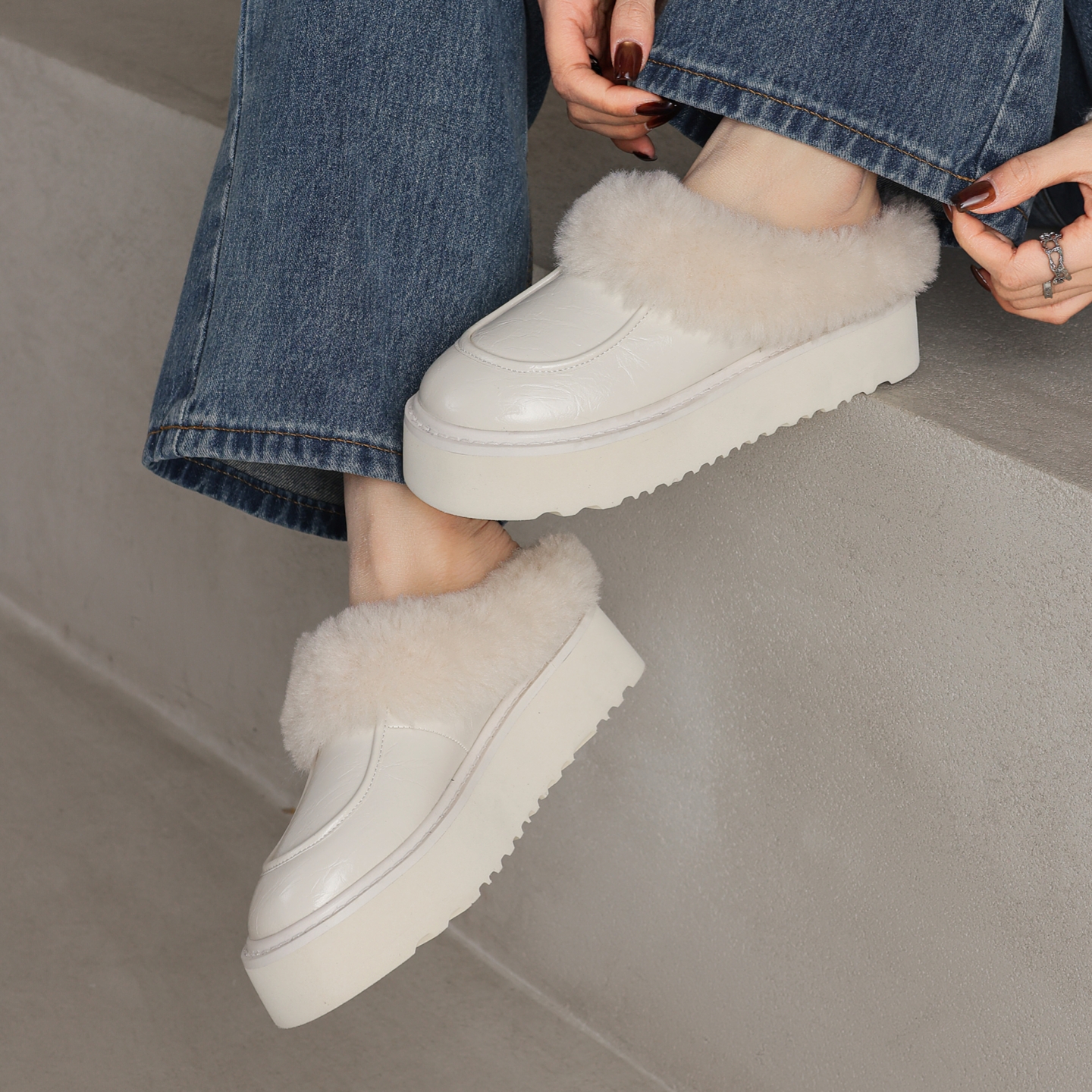 冬季加厚毛毛鞋舒适厚底平跟半拖