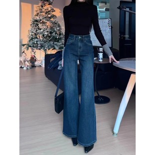 复古宽松不贴腿直筒微喇牛仔裤女秋季高腰阔腿喇叭裤配高跟鞋裤子