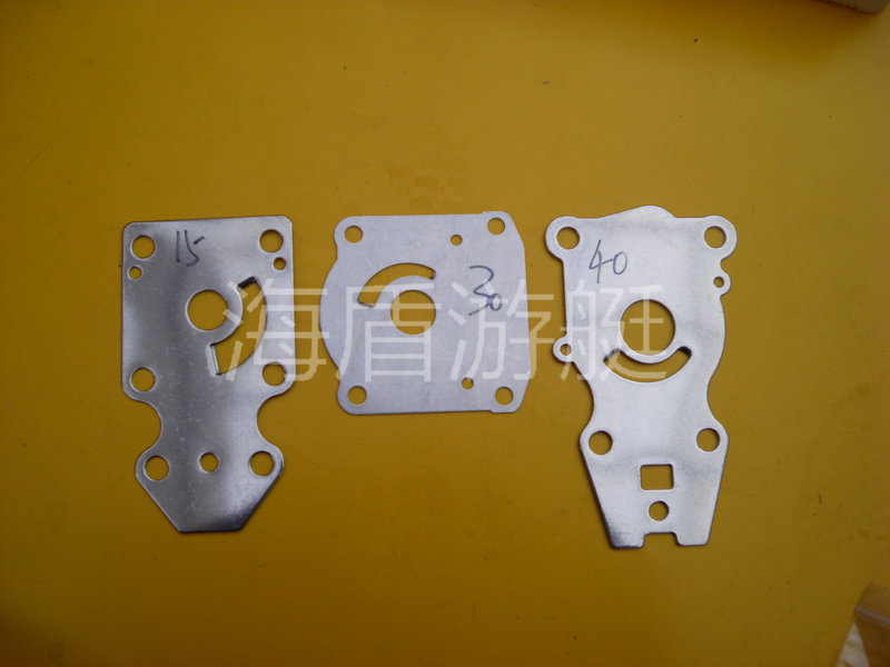 冲锋舟橡皮艇雅马哈15匹30匹40匹船外机水泵座底