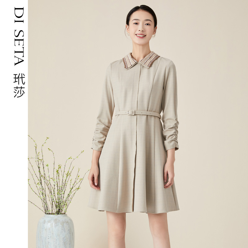 玳莎两件式翻领连衣裙女士春秋新款通勤气质修身显瘦优雅A字裙