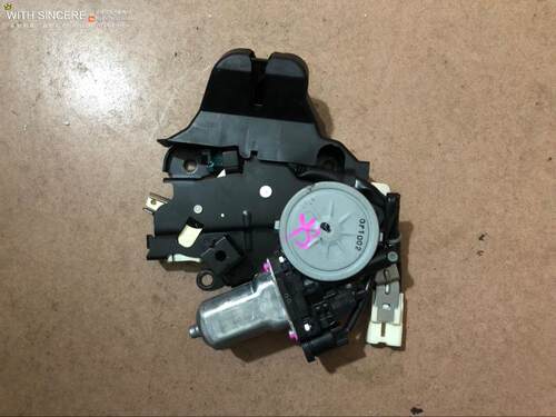 凌志雷克萨斯LS460 LS600尾盖锁机后备箱锁块