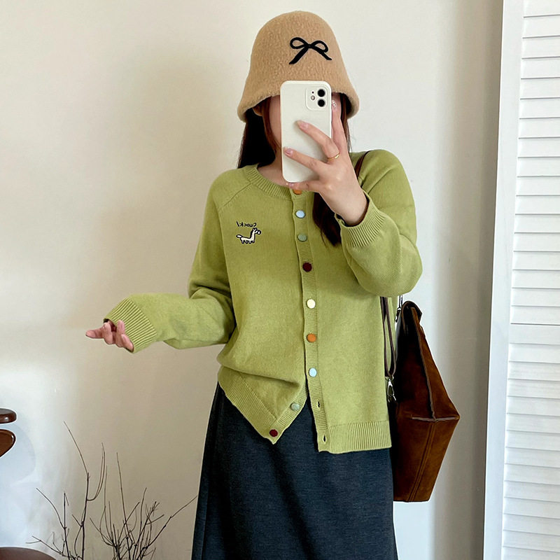 乃粒23631大码女装刺绣小马毛衣2025冬胖mm休闲宽松针织衫女外套