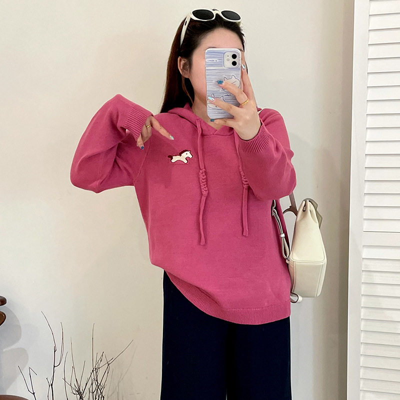 正品23610大码女装休闲连帽卫衣套头衫25冬款胖mm提花小马针织衫