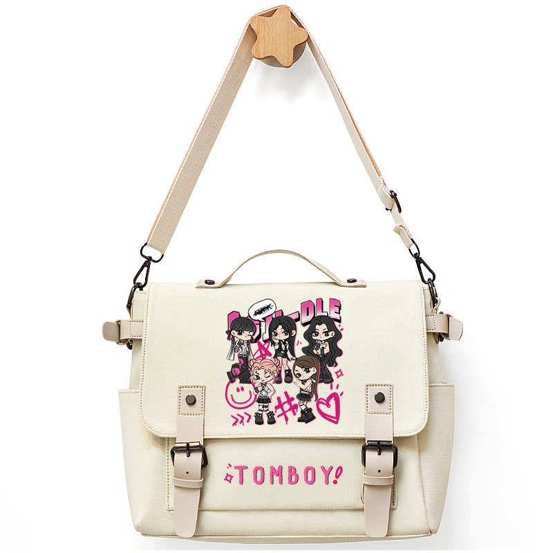 GIDLE专辑周边斜挎单肩包