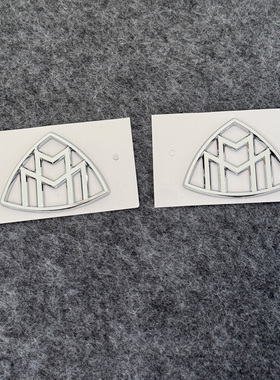 适用于奔驰迈巴赫S级E级V级S450GLS480 GLS580 GLS600 C柱标 侧标