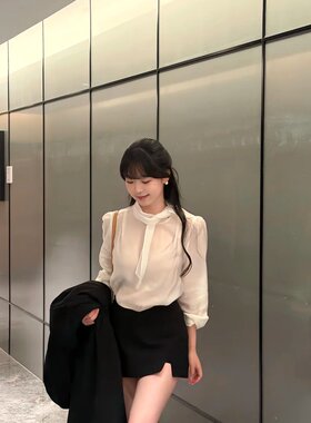 法式温柔显瘦衬衣白飘带雪纺衬衫黑色高腰开叉短裙女套装