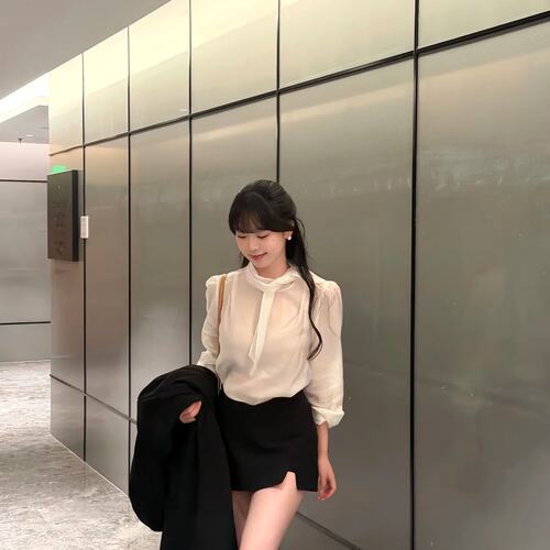 衬衫黑色高腰开叉短裙女套装