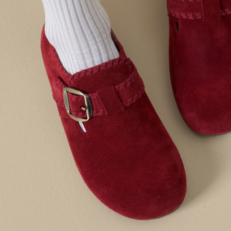 卓诗尼一脚蹬平底内增高勃肯鞋女