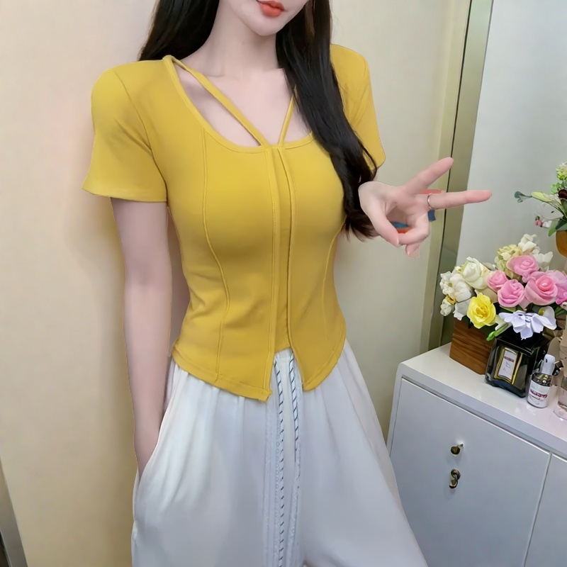 挂脖短袖T恤女款修身2025新款夏季百搭设计感拼接短款显瘦上衣