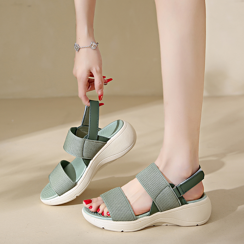 新款轻便休闲软底防滑休闲