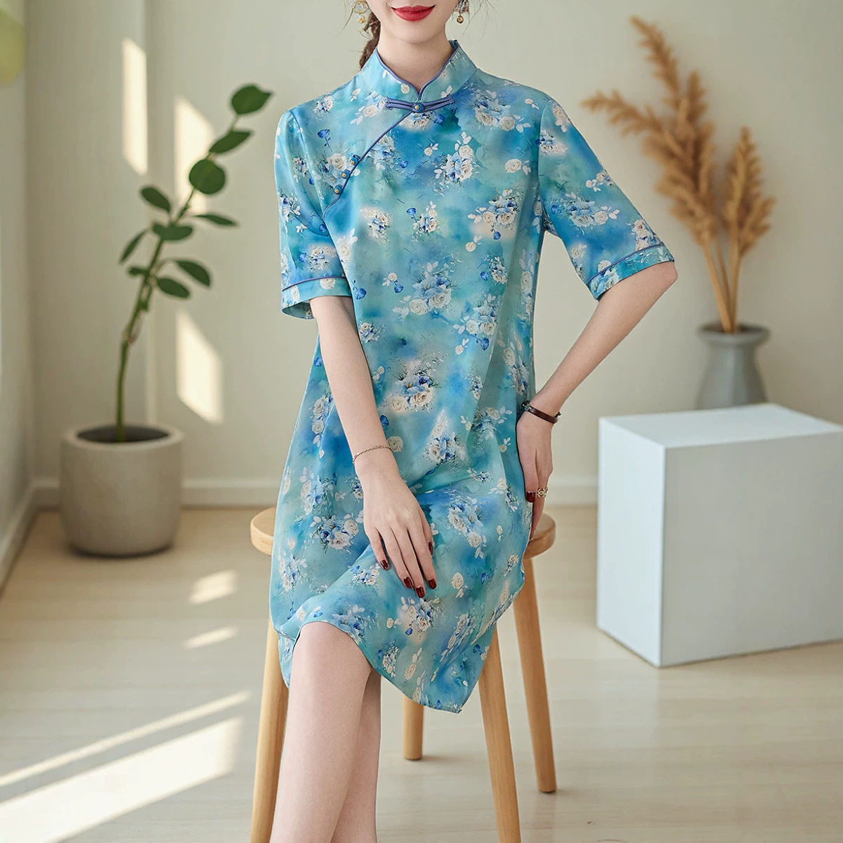 新中式国风高端桑蚕丝改良旗袍裙子真丝连衣裙女装夏感气质休闲款