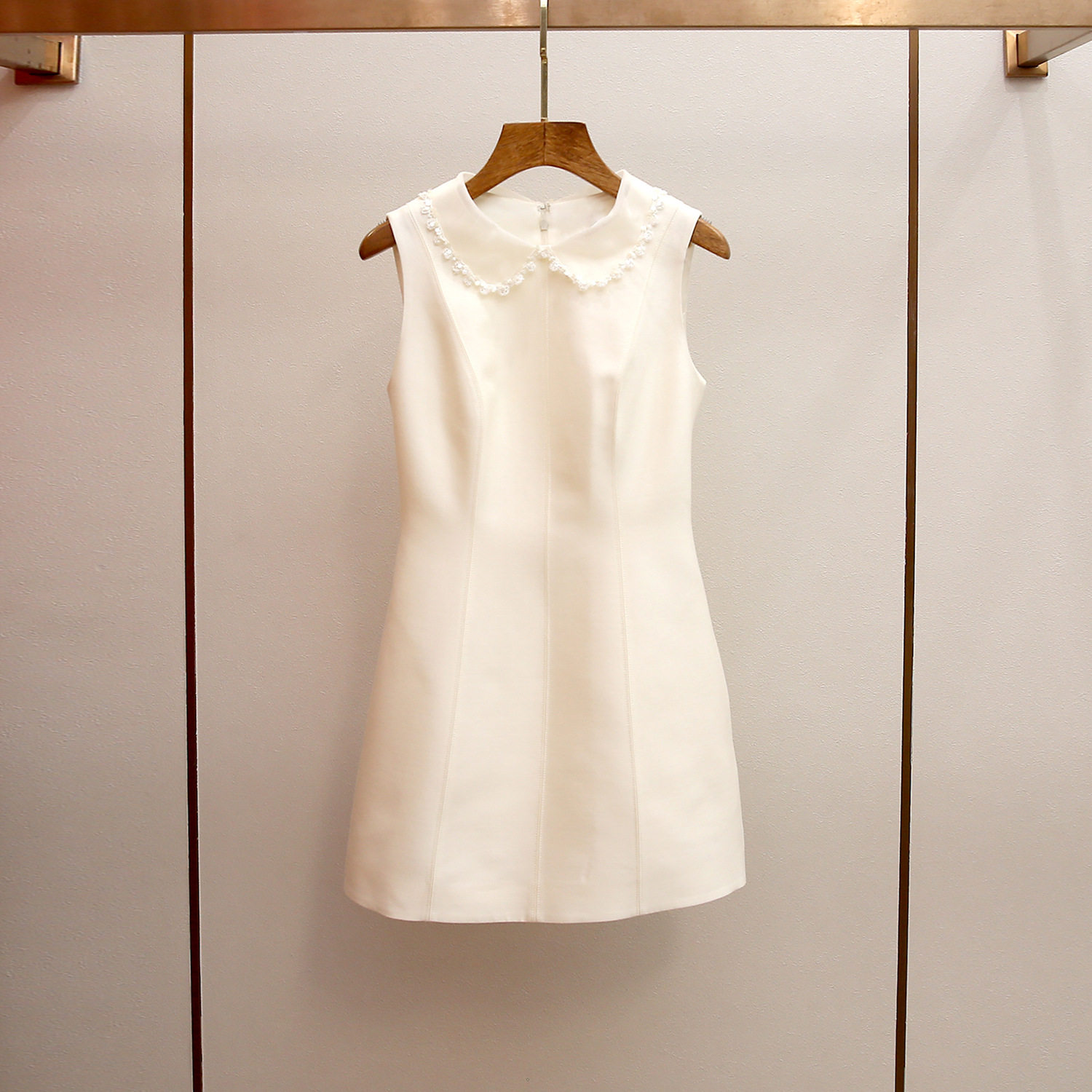 衣莉卓雅春夏新款温柔风千金贵气钉珠娃娃领系带蕾丝背心连衣裙女
