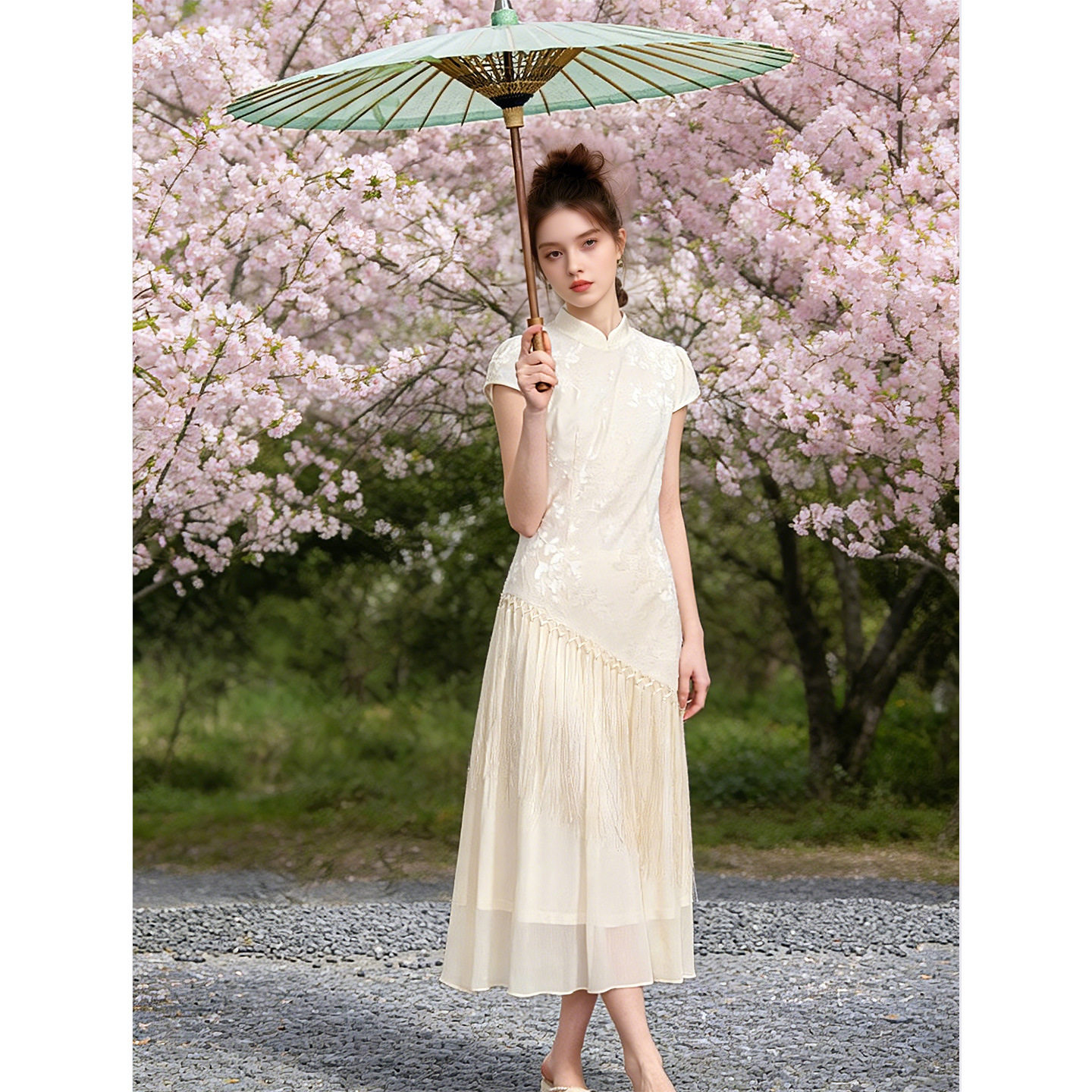 新中式国风真丝桑蚕丝提花改良旗袍女夏流苏设计感遮肉显瘦连衣裙