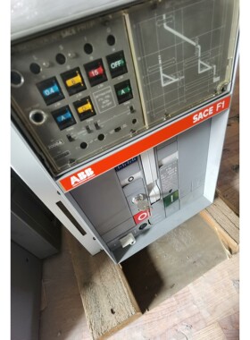 ABB框架断路器F1S  In=2000A,Ue=690V F1S2000A抽屉式全新原装拍