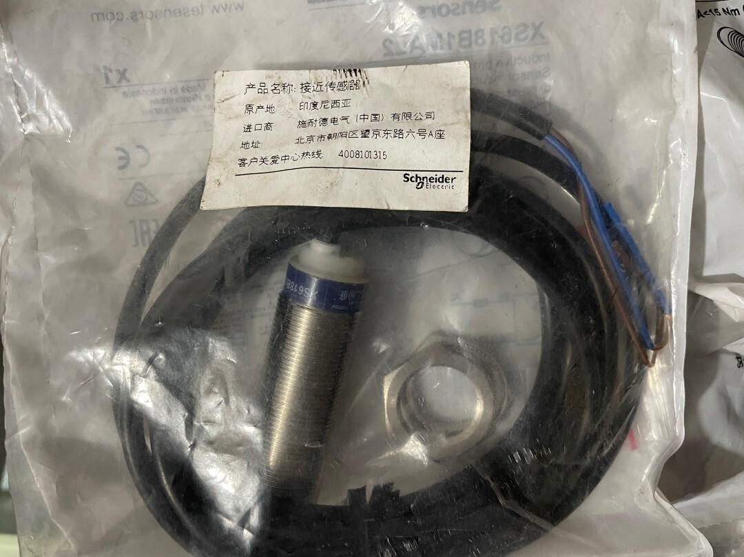 Telemecanique 传感器限位开关 XS618B1MAL2全新原装拍前请询价